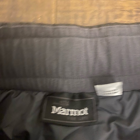 Marmot Pip insulted black skirt - Picture 8 of 8